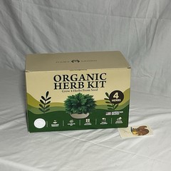 Countertop Organic Herb Kit, Beginner’s Garden, New