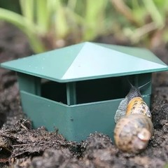Reusable Snail & Slug Trap Plastic Garden Pest Cage for Flowers Vegetables Safe