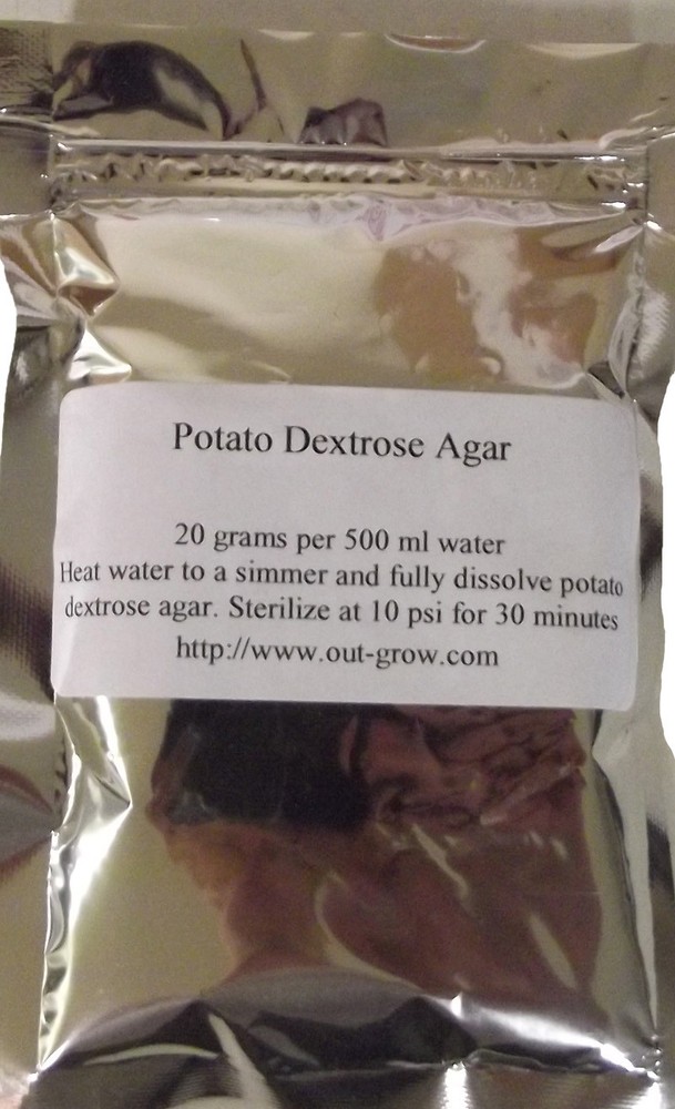 Dehydrated Potato Dextrose Agar (PDA)