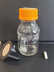 Mushroom Liquid culture media bottle w/cap autoclavable 200 ml borosilicate