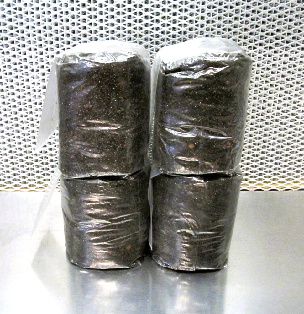 16 LBS Bulk Substrate Mushroom Grow Bag – Dung Lovers – Pasteurized