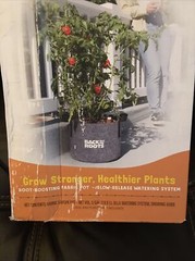 New Back to the Roots Charcoal Grey Self-Watering Fabric Garden Pot